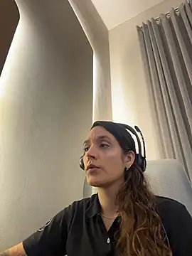 Sophia House  online show from February 2026 01:38:02 PM