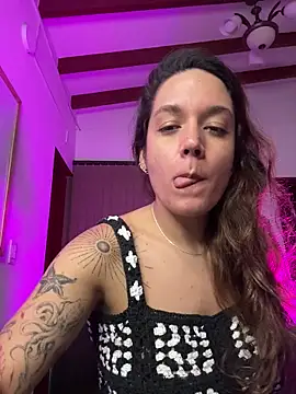 Sophia House  online show from November 2025 11:52:01 PM