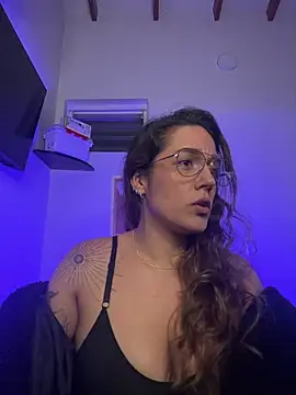 Sophia House  online show from October 2025 11:26:02 PM