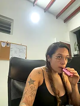 Sophia House  online show from October 2025 02:13:01 AM