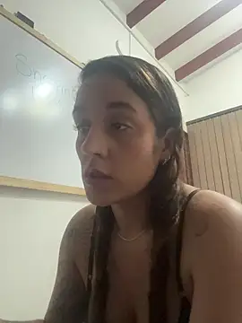 Sophia House  online show from November 2025 10:47:02 PM