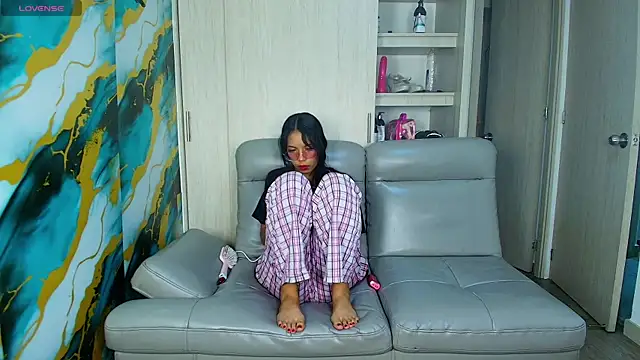 Snapshot of Something_pork4 chatting on November 2025 02:27:02 AM Something pork4 online show from November 2025 02:27:02 AM