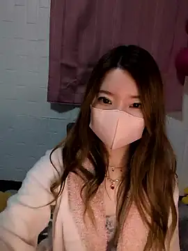 yuuhichan online show from May 2026 06:43:02 PM