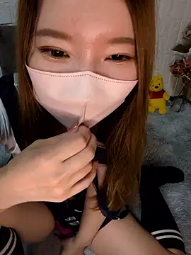 yuuhichan online show from June 2026 03:34:01 PM