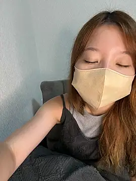 yuuhichan online show from October 2025 03:46:01 PM