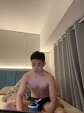 Snapshot of jensenyep chatting on December 2025 03:00:02 PM jensenyep online show from December 2025 03:00:02 PM