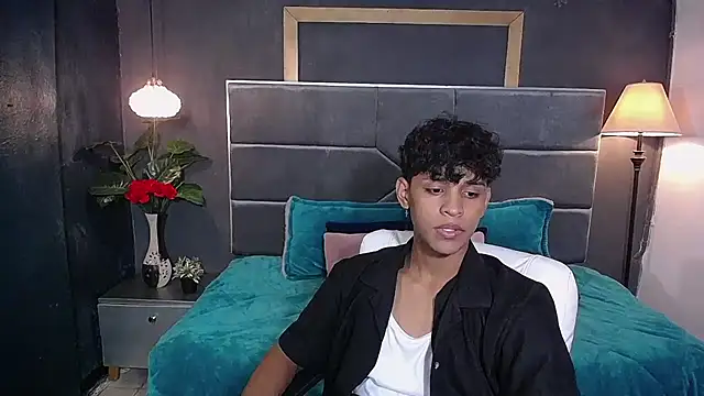 Snapshot of jhos_padill chatting on July 2026 01:06:02 AM jhos padill online show from July 2026 01:06:02 AM