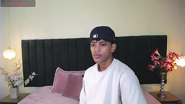 jhos padill online show from October 2025 01:32:01 PM