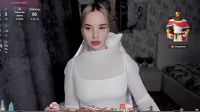 KiraKrox online show from October 2025 07:35:01 PM