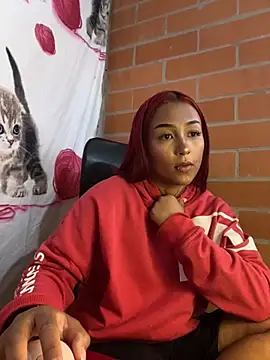 kitty moon1 online show from September 2025 06:36:01 PM