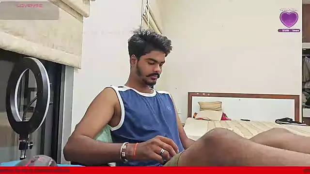 mrbuddy85 online show from October 2025 05:35:02 PM