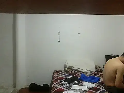 iam2002 online show from March 2026 05:00:01 AM