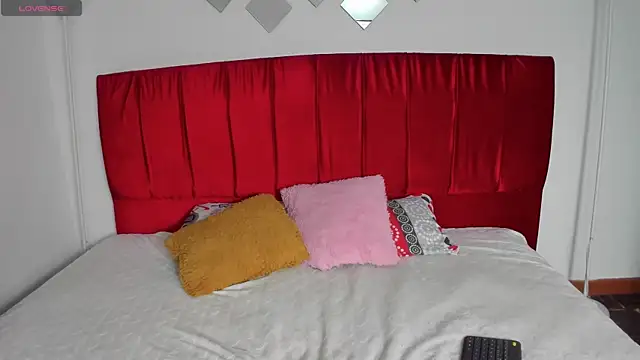 Electra  moon online show from December 2025 08:39:01 PM