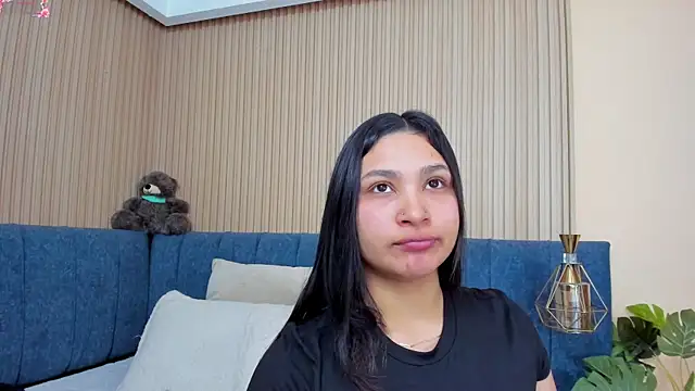 angel ponce online show from November 2025 07:13:02 PM