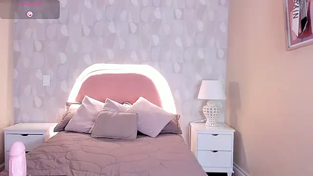 angel ponce online show from October 2025 12:50:02 PM