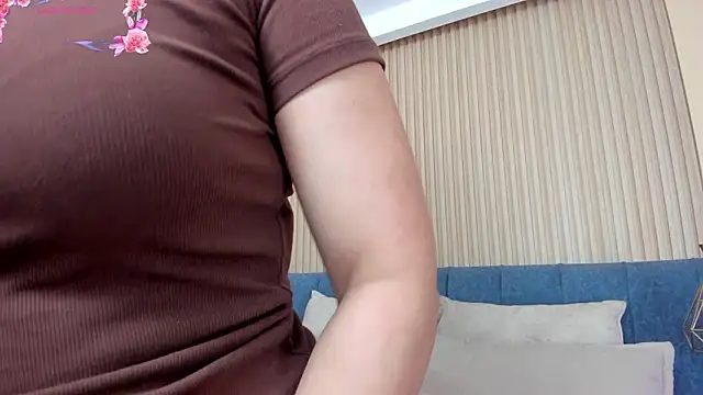 angel ponce online show from February 2026 07:14:02 PM