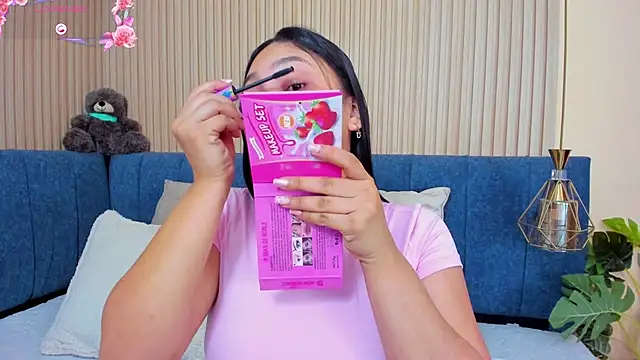 angel ponce online show from November 2025 07:14:01 PM