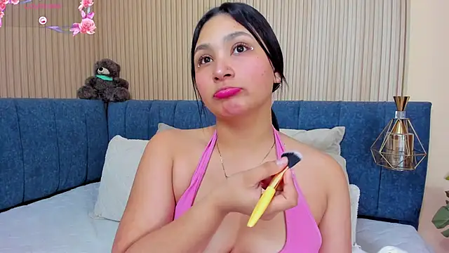 angel ponce online show from November 2025 07:25:02 PM