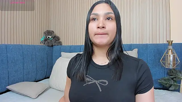 angel ponce online show from March 2026 07:03:01 PM