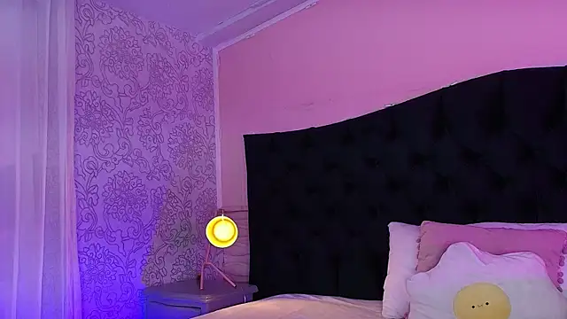 Hada Blue online show from April 2026 07:58:02 PM