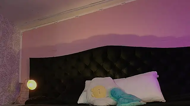 Hada Blue online show from January 2026 12:20:01 PM