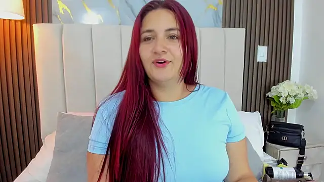 Snapshot of Victoria_Guzman chatting on July 2026 03:13:01 PM Victoria Guzman online show from July 2026 03:13:01 PM