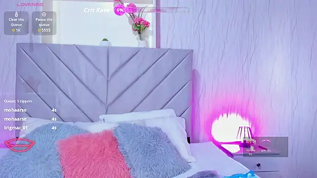 Snapshot of Victoria_Guzman chatting on November 2025 04:44:02 PM Victoria Guzman online show from November 2025 04:44:02 PM