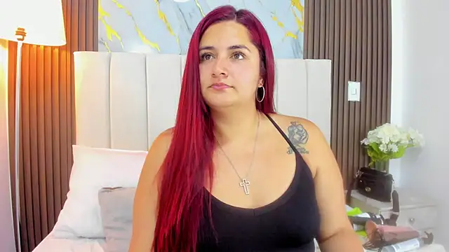 Snapshot of Victoria_Guzman chatting on July 2026 05:37:02 PM Victoria Guzman online show from July 2026 05:37:02 PM