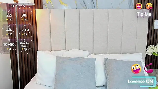 Victoria Guzman online show from March 2026 05:40:01 PM