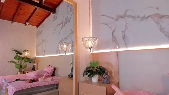 Celeste-Evanns online show from February 2026 07:47:02 PM