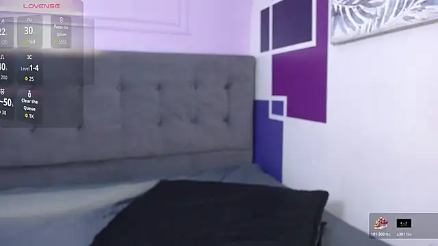 tiiny emilly online show from November 2025 08:13:02 PM