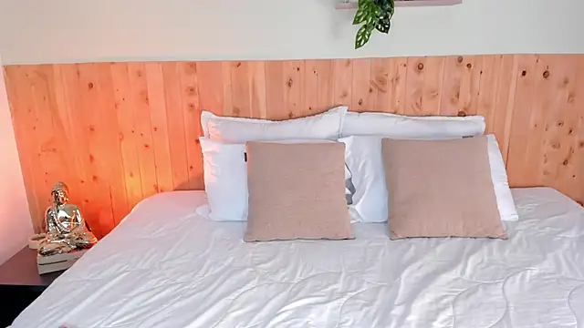 Snapshot of CloehSmiith chatting on March 2026 12:09:02 PM CloehSmiith online show from March 2026 12:09:02 PM