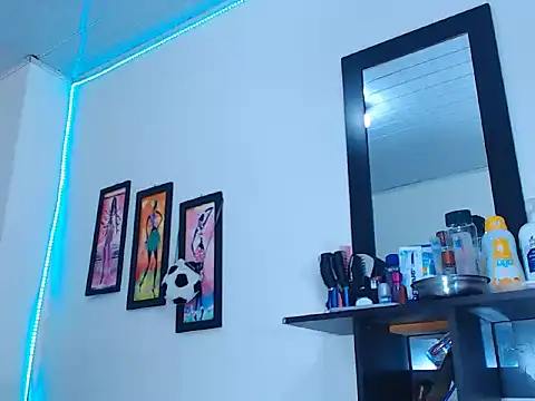 natashat lorent online show from February 2026 08:44:02 AM