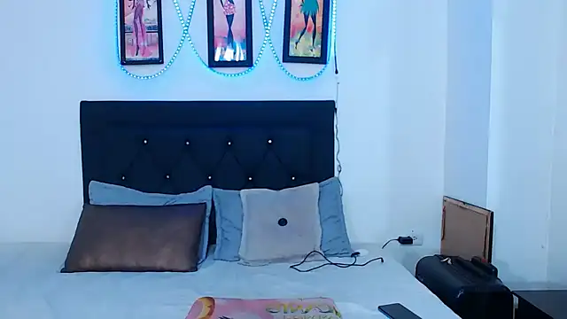natashat lorent online show from May 2026 03:56:01 AM