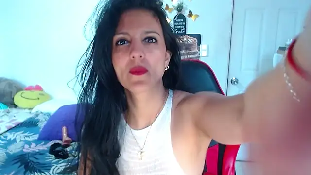 BasmaHernandez online show from March 2026 01:28:02 PM