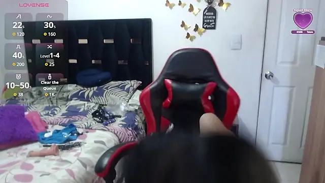 BasmaHernandez online show from October 2025 01:13:02 PM