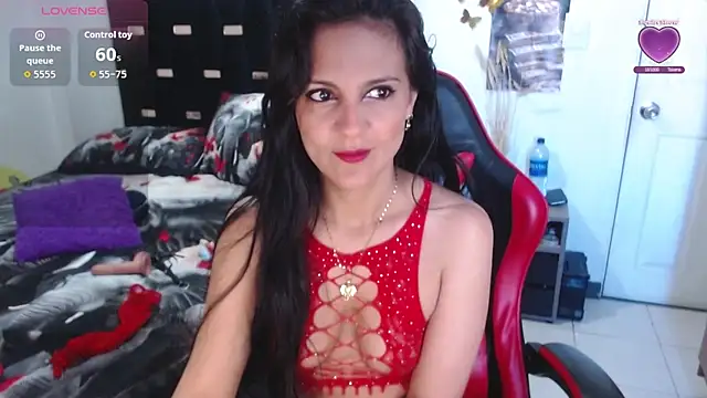 BasmaHernandez online show from November 2025 01:22:01 PM