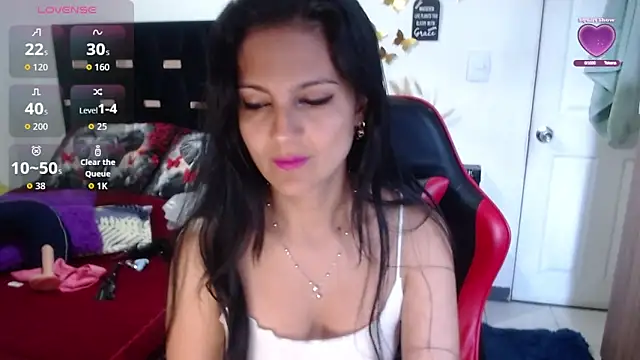 BasmaHernandez online show from November 2025 01:04:02 PM