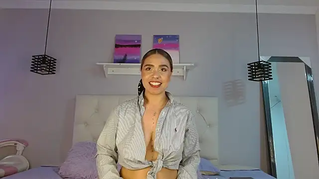 Snapshot of _Aiitanaa_ chatting on September 2025 05:08:01 PM  Aiitanaa  online show from September 2025 05:08:01 PM