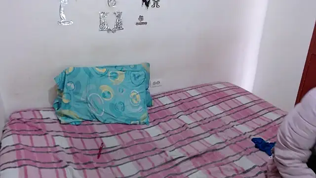 EvaHarryy online show from April 2026 09:32:01 PM