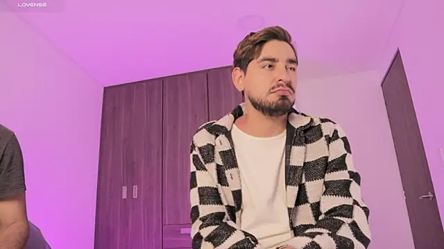 Snapshot of 404_Not_Found4 chatting on November 2025 01:11:02 AM 404 Not Found4 online show from November 2025 01:11:02 AM