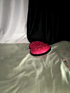 milagros0 online show from November 2025 10:46:02 PM