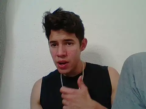 Snapshot of Maxtaylor18 chatting on October 2025 02:15:01 AM Maxtaylor18 online show from October 2025 02:15:01 AM