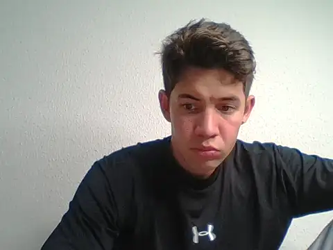 Snapshot of Maxtaylor18 chatting on October 2025 02:24:01 AM Maxtaylor18 online show from October 2025 02:24:01 AM