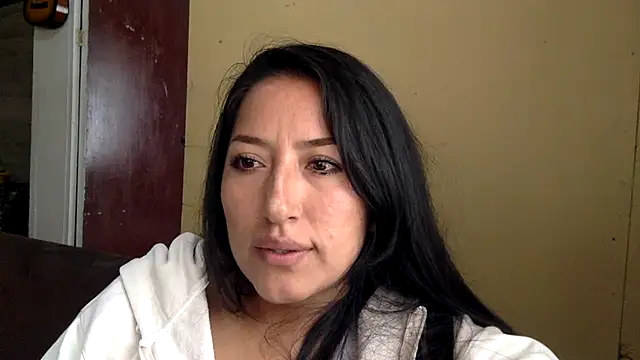 Snapshot of AlbyberCH chatting on February 2026 03:45:02 PM AlbyberCH online show from February 2026 03:45:02 PM