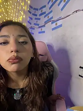 SoftLady S33 online show from June 2026 02:09:01 AM
