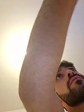 young swisscouple online show from February 2026 02:28:02 PM