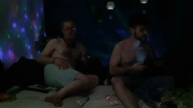 young swisscouple online show from November 2025 05:39:01 PM