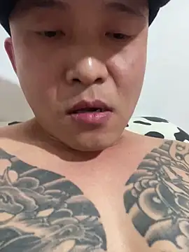 XLJjjjjjjjjjj online show from November 2025 07:25:01 PM