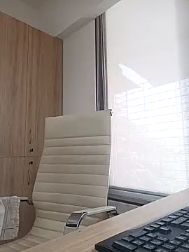 VJ17 online show from December 2025 04:38:02 AM